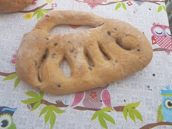  Fougasse aux olives, 500g <BR> Sur commande le dimanche précédent